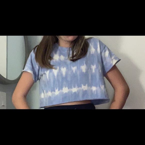forever 21 blue tie die crop top - Picture 1 of 2